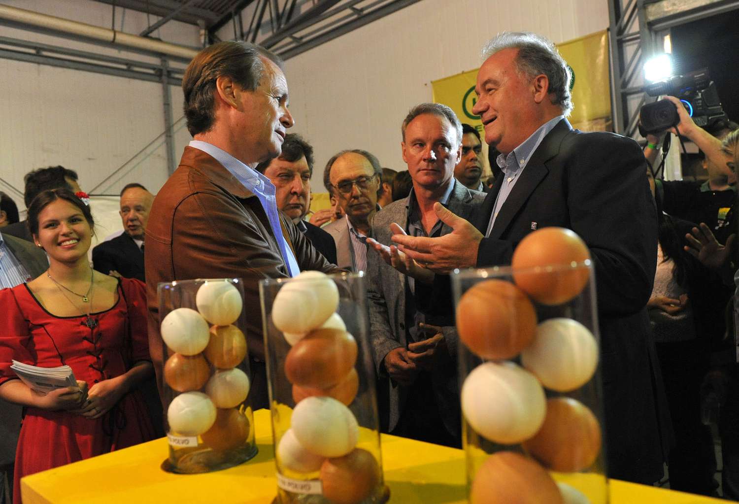 El gobernador visitó la 26 edición de la Fiesta Nacional de la Avicultura