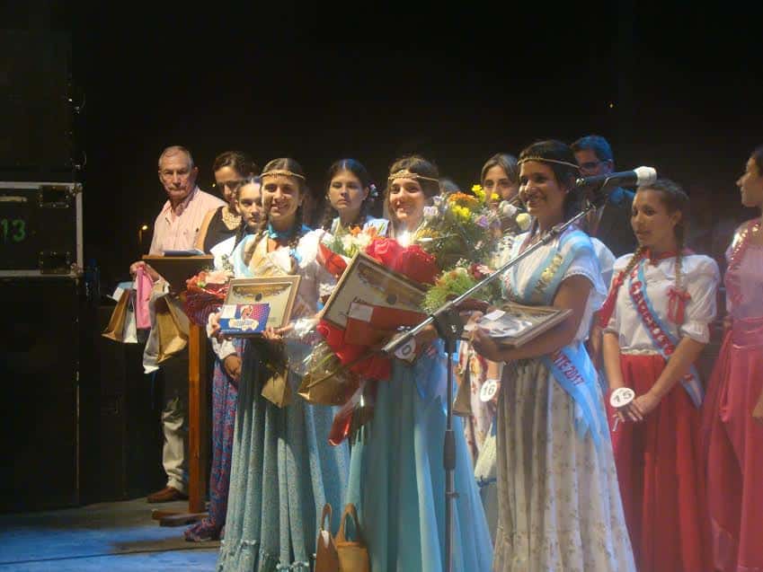 Camila Del Valle fue elegida Paisana Nacional 2017