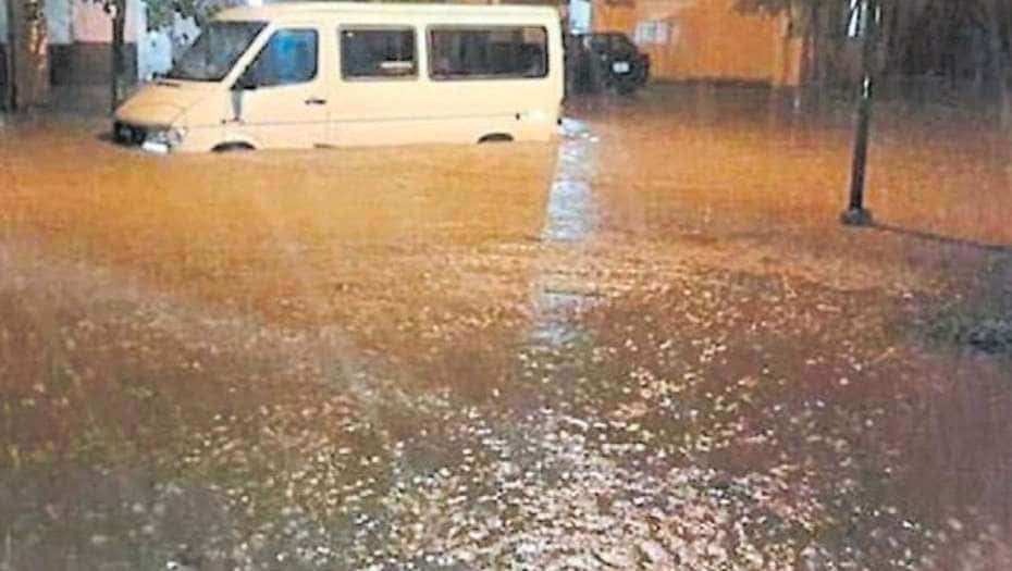 Cayeron más de 200 milímetros y Concepción del Uruguay quedó bajo el agua
