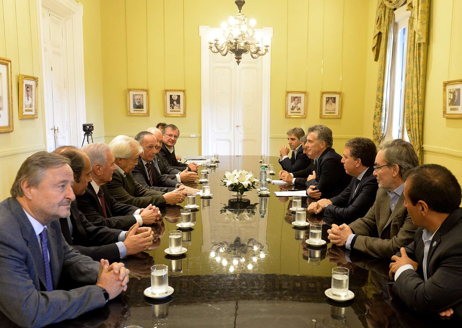 Macri recibió a la flamante cúpula directiva de la Unión Industrial Argentina