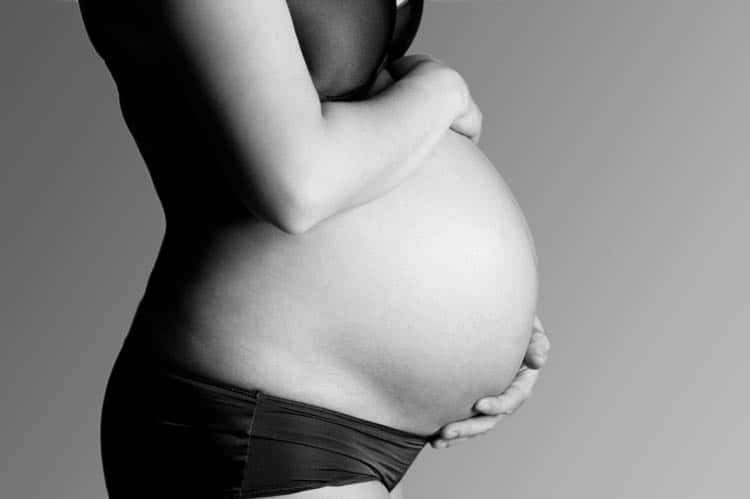 31 de agosto: se conmemora el Día de la Obstétrica y de la Embarazada