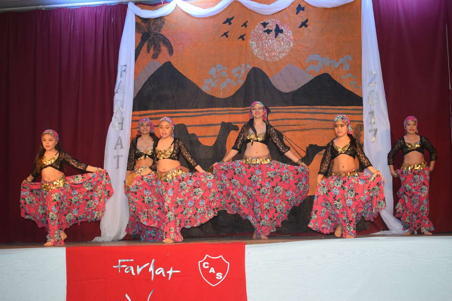 La Academia de Danzas Árabes Farhat Seguí se prepara para viajar a Mendoza