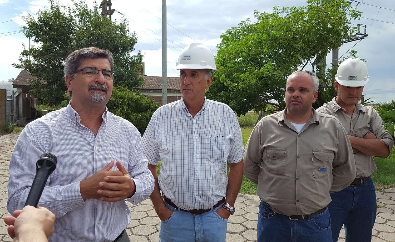 Enersa construye una línea exclusiva para el Parque Industrial de Crespo