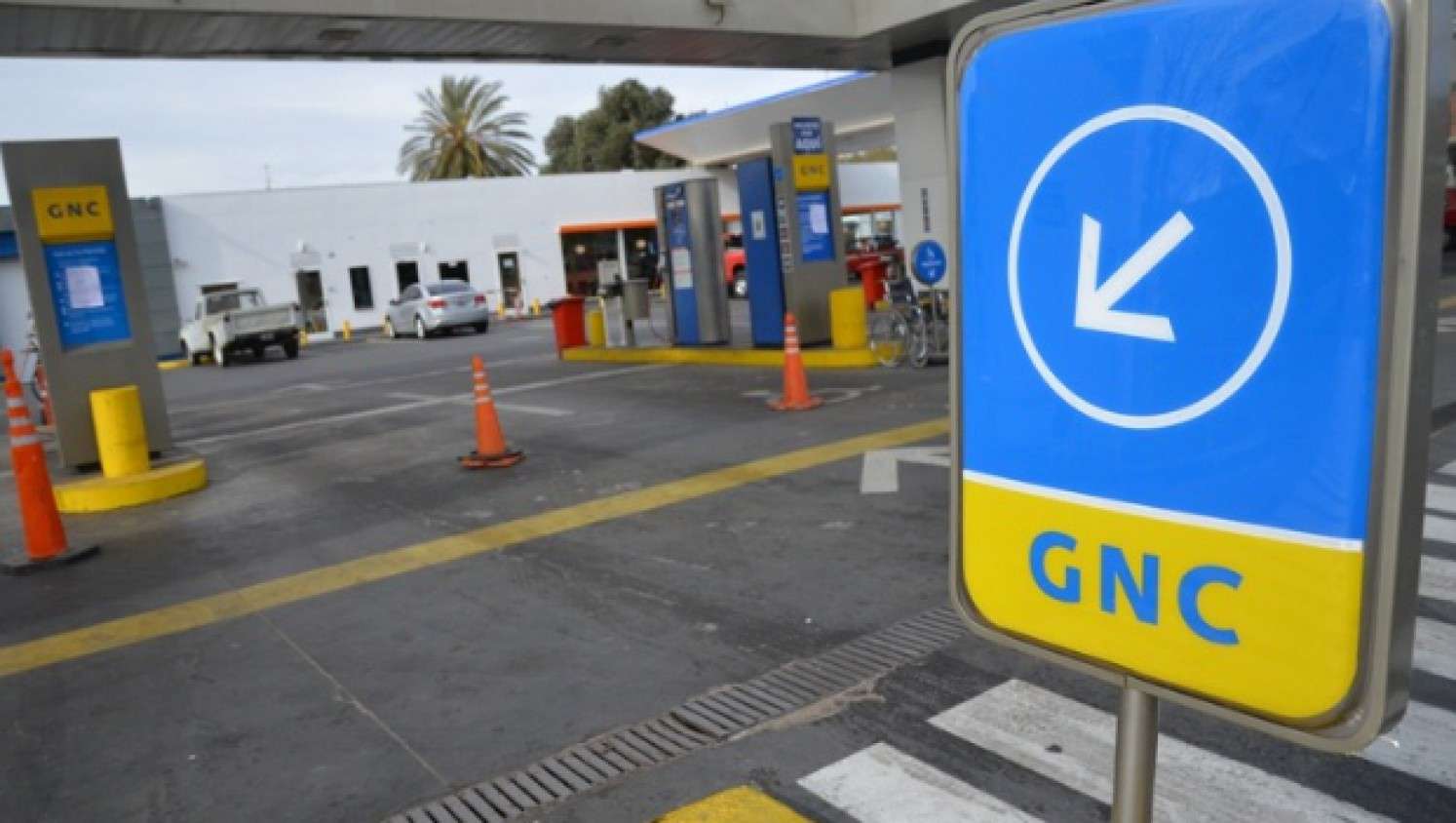 A la mitad de las estaciones de GNC les faltará gas