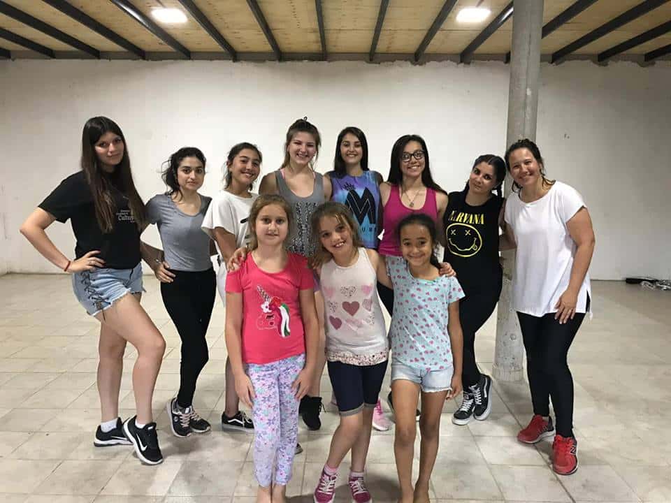 Bailarinas de Farhat clasificaron al Torneo Sudamericano en Brasil