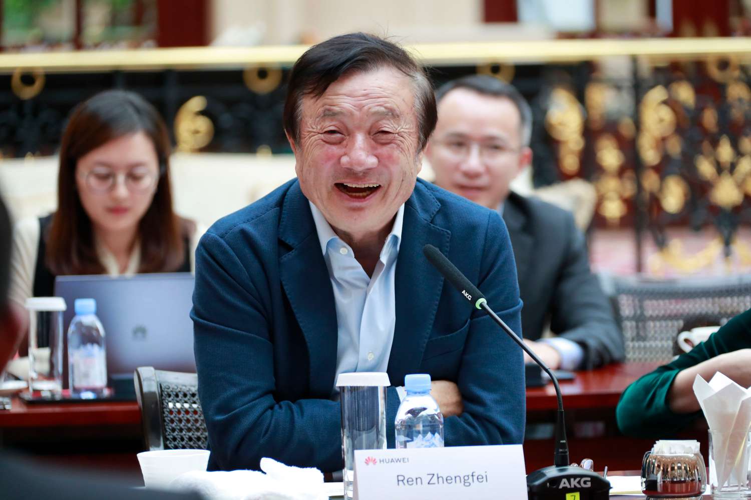 Ren Zhengfei: “Preferimos cerrar Huawei antes de dañar los intereses de nuestros clientes”