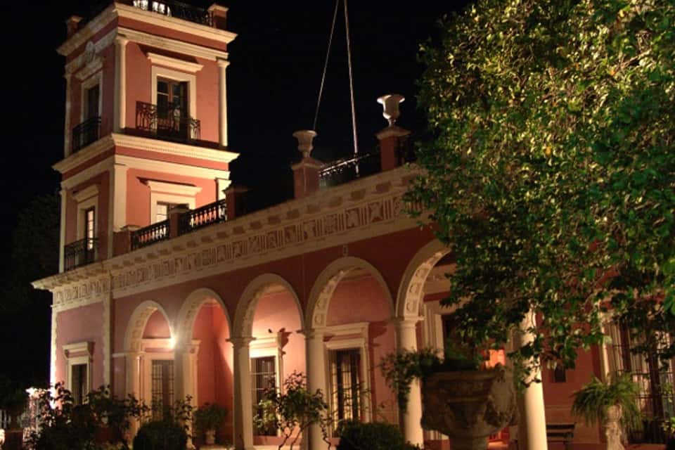 Visita nocturna al Palacio San José