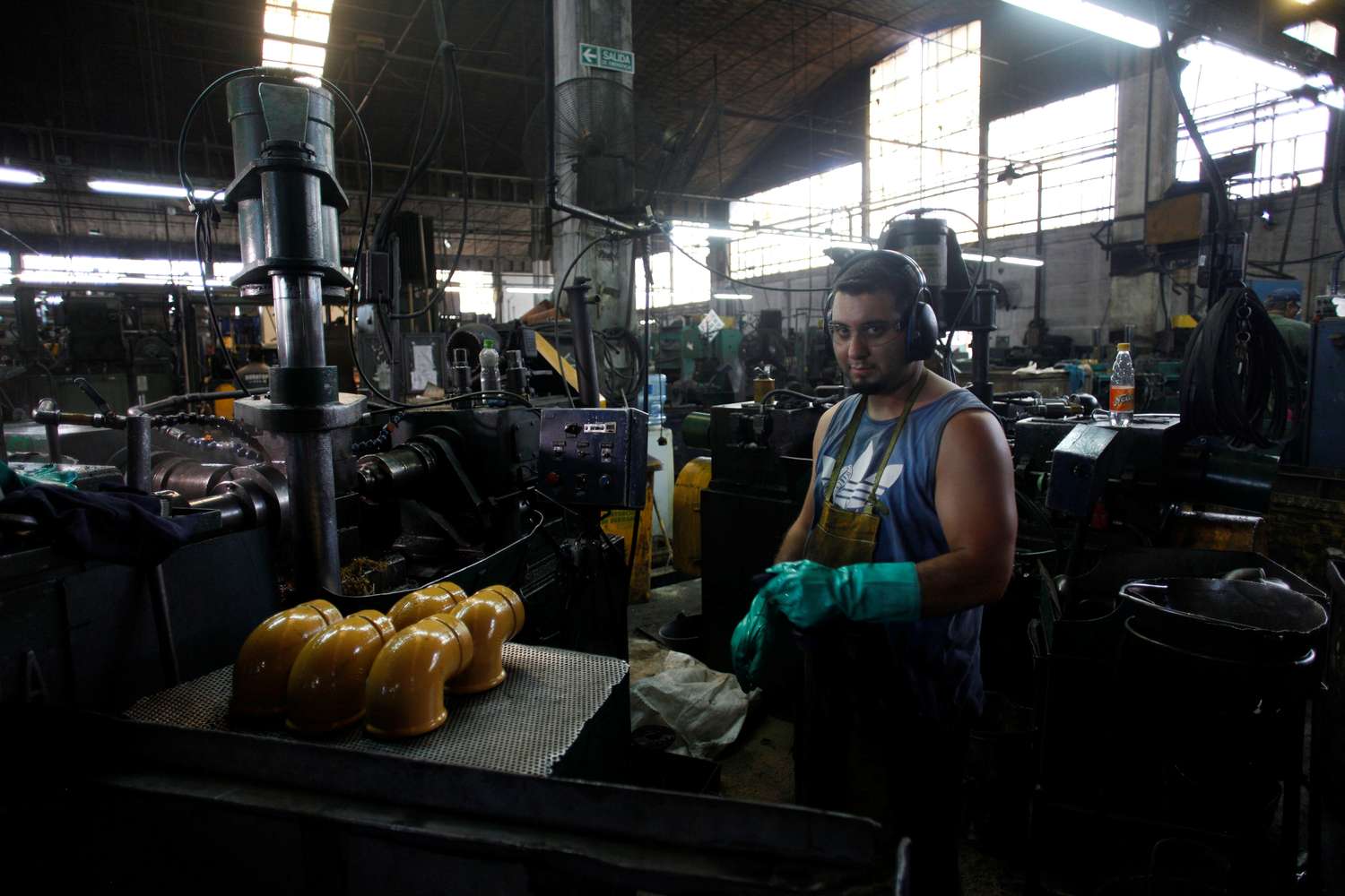 La Producción Industrial manufacturera se contrajo un 13,4 por ciento en marzo