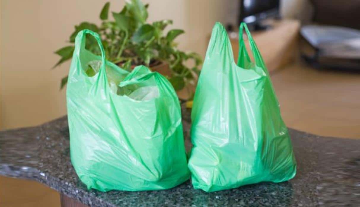 Exigirán el cumplimiento de la ordenanza que prohíbe el uso de bolsas de plástico