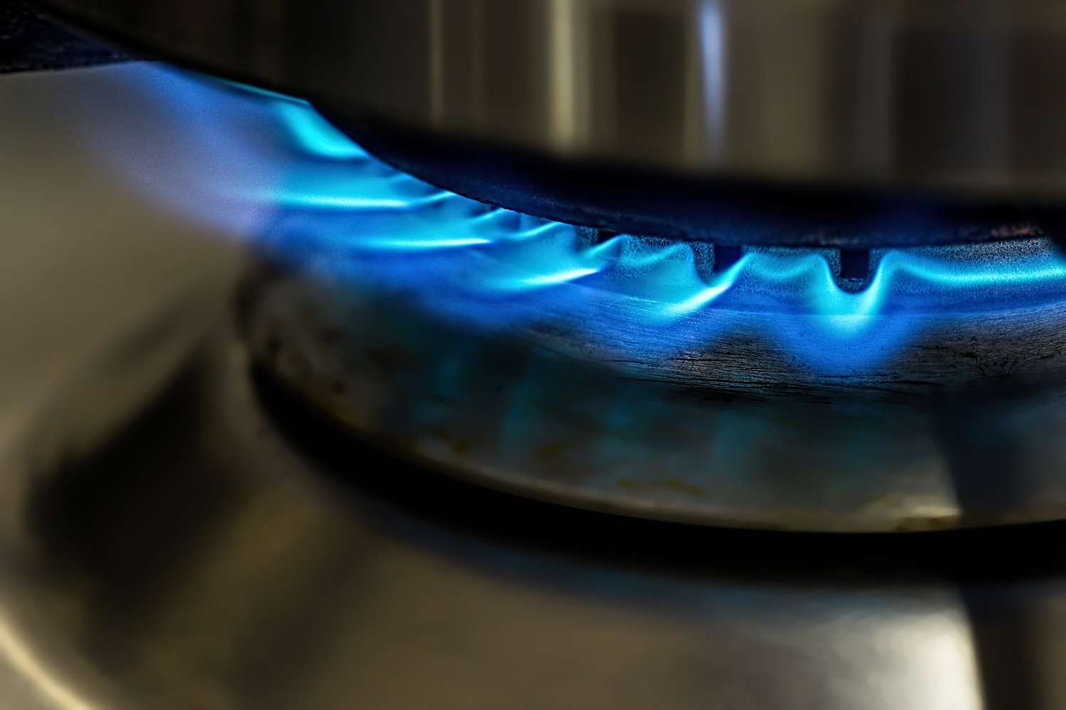 Oficializaron el diferimiento del aumento del 22 por ciento del gas natural
