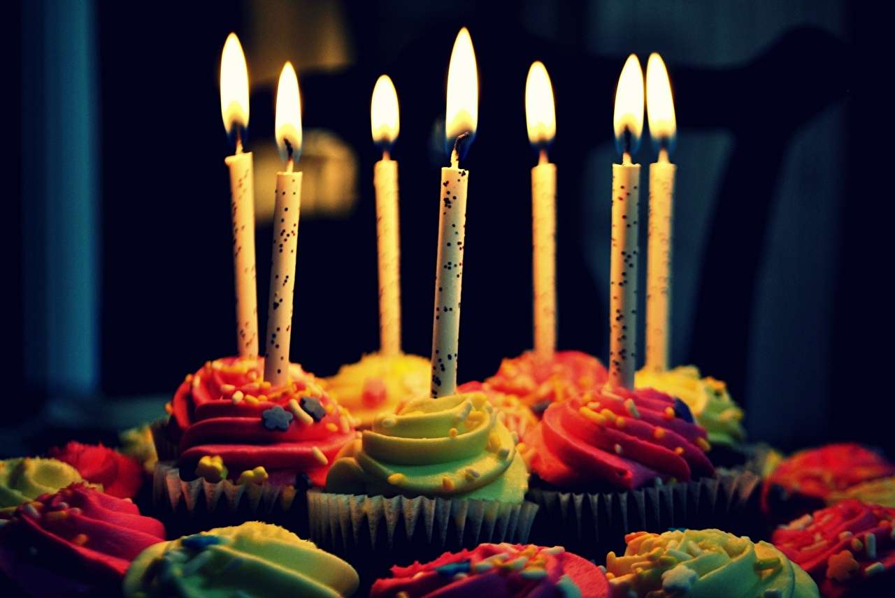 ¿Por qué soplamos las velas en nuestro cumpleaños?