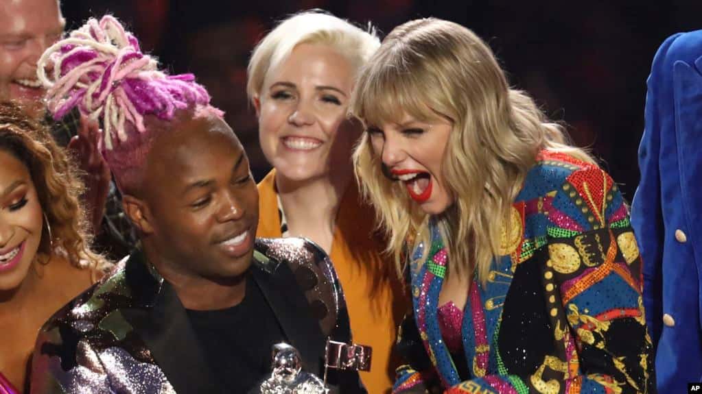 Taylor Swift gana el premio al video del año en los MTV