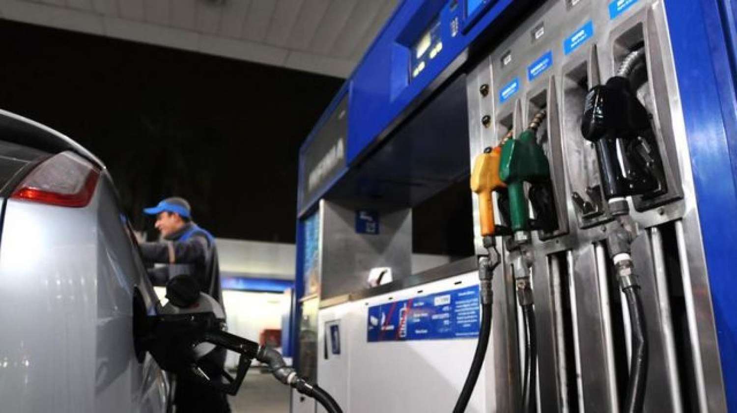 YPF aumentó los combustibles un 3,5% promedio
