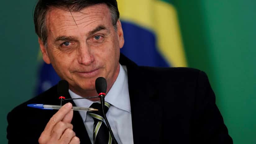 Bolsonaro sanciona una ley para que los agresores de mujeres paguen los costos médicos de sus víctimas