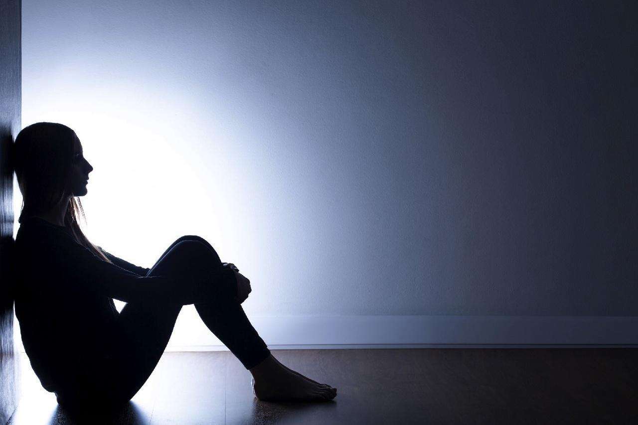 Cada 40 segundos una persona se suicida, informó la OMS