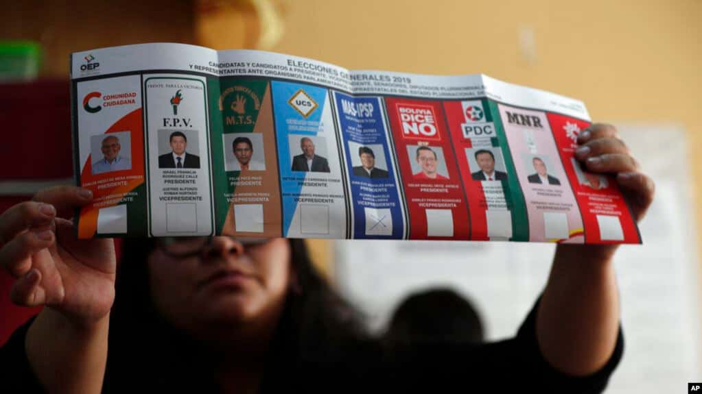 Bolivia inicia conteo de votos tras elección presidencial