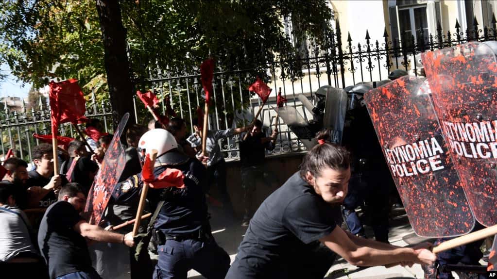 Violentas protestas en Grecia contra reformas económicas