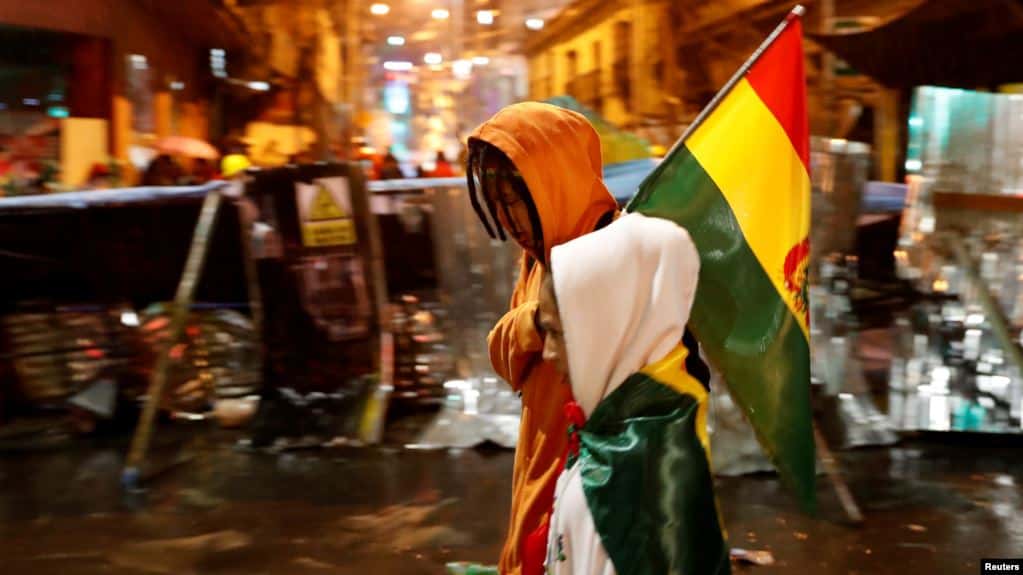 Bolivia amanece en la incertidumbre tras la renuncia de Evo Morales