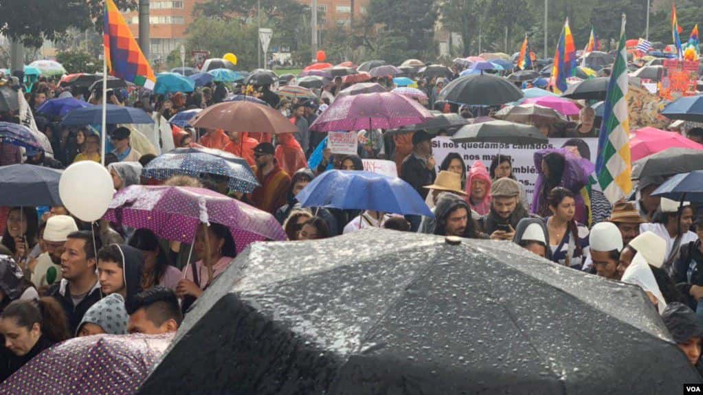 Millones de colombianos acatan paro nacional para protestar contra políticas del gobierno
