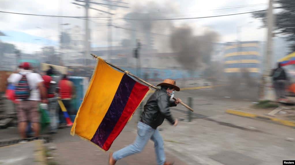 Bachelet llama al diálogo para prevenir más conflictos en Ecuador