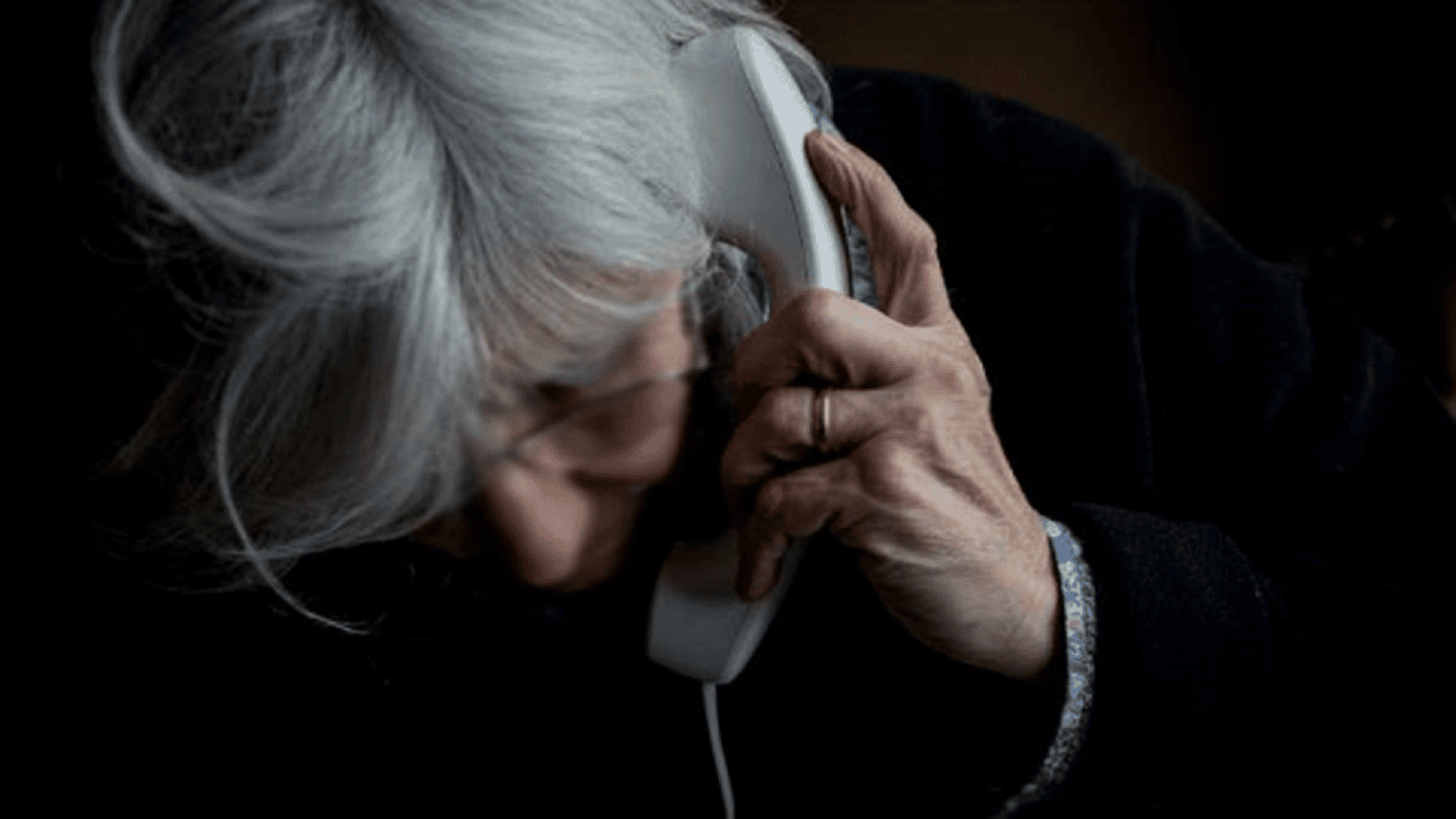 Estafa telefónica: Las víctimas son dos jubilados y una docente