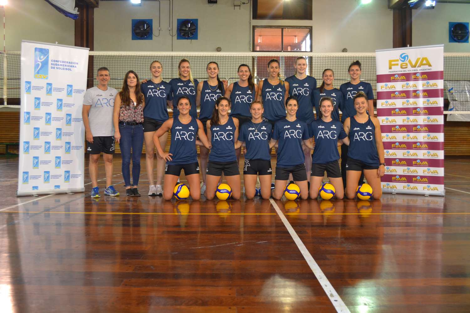El seleccionado femenino de vóleibol realizó su Media Day en el CeNARD