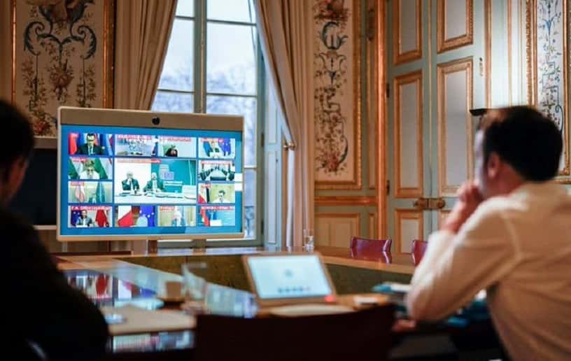 Francia: Macron asegura que “estamos en guerra”