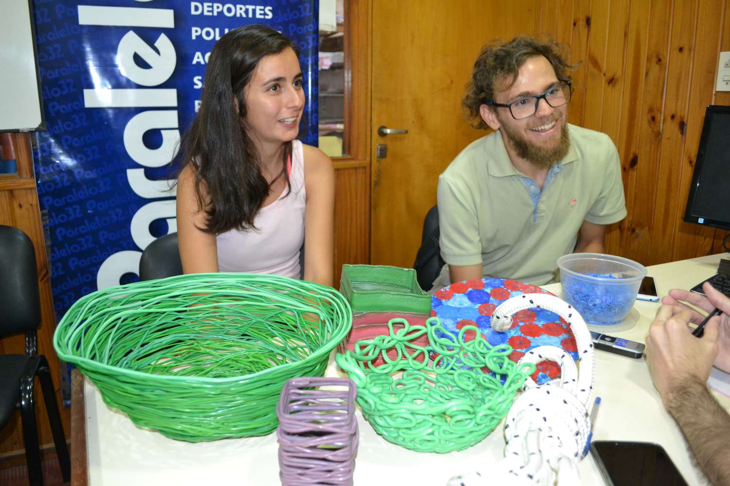 Dos jóvenes emprendedores se meten con el reciclaje de plástico