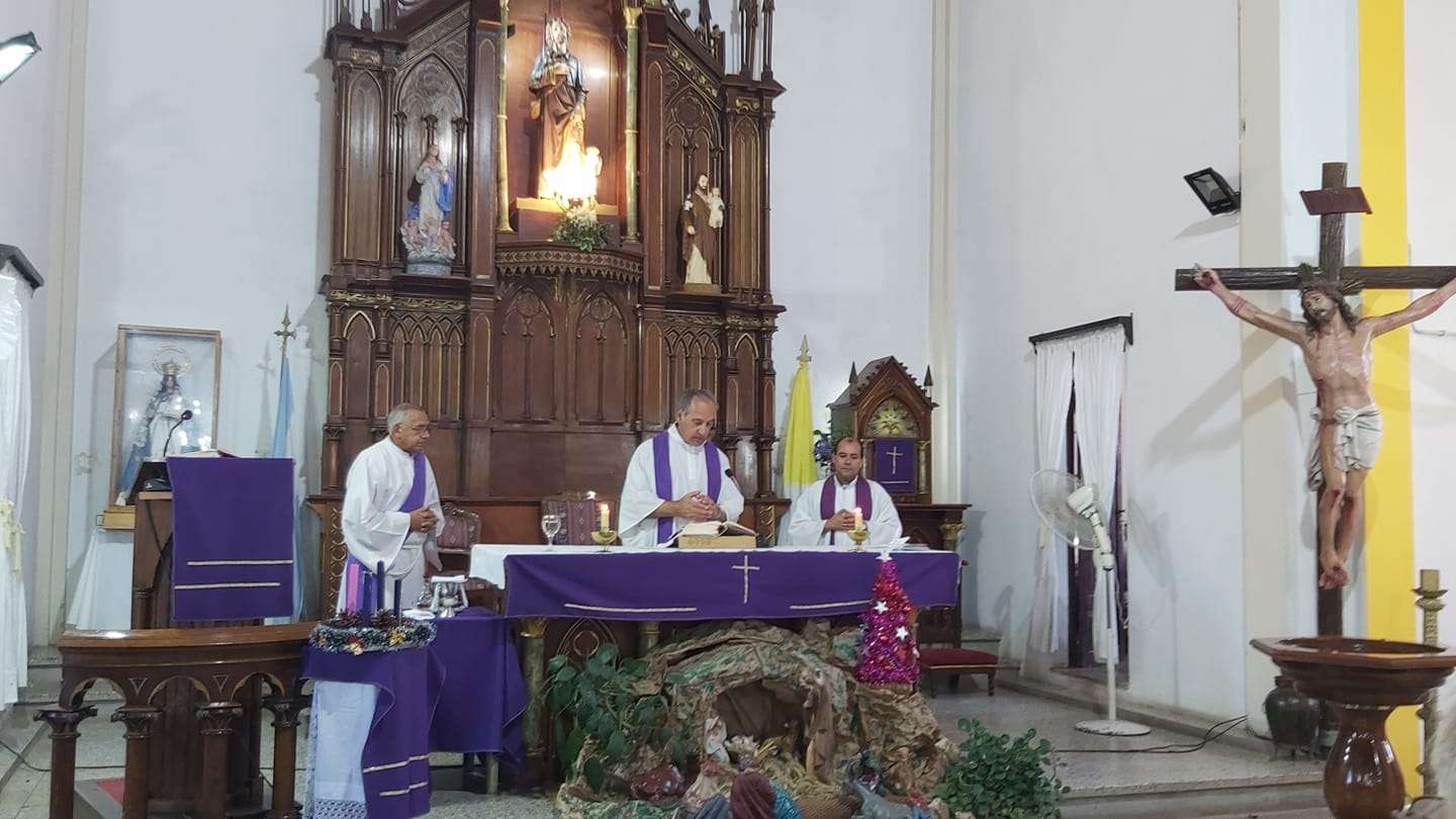 En las celebraciones de Semana Santa los párrocos invitan a vivir y adorar al Señor de otra manera