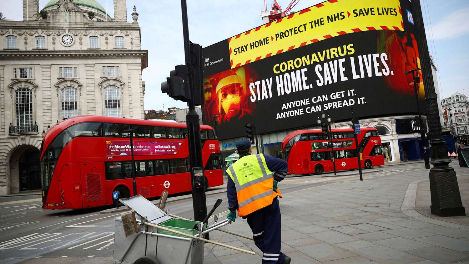 El Reino Unido dice que cierre por coronavirus puede durar más de 4 semanas