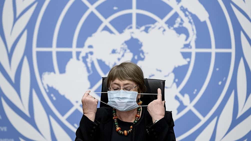 Bachelet alerta que la pandemia pone en riesgo derechos esenciales