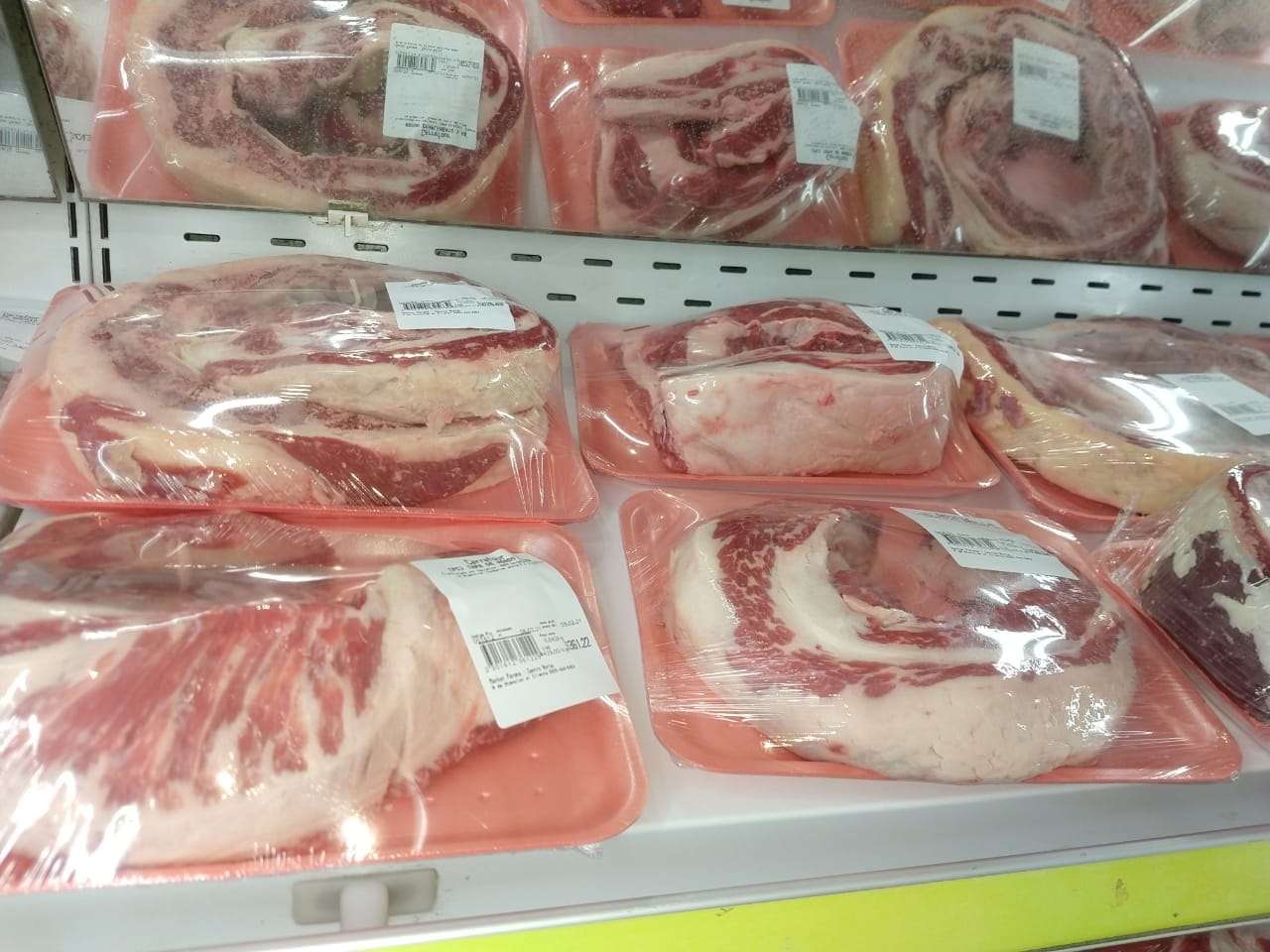 El Gobierno prohibirá la exportación de carne a empresas que incumplan con el abastecimiento interno