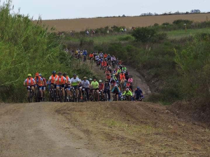 Viernes Santo: los ciclistas volverán a recorrer las iglesias de Crespo y aldeas vecinas