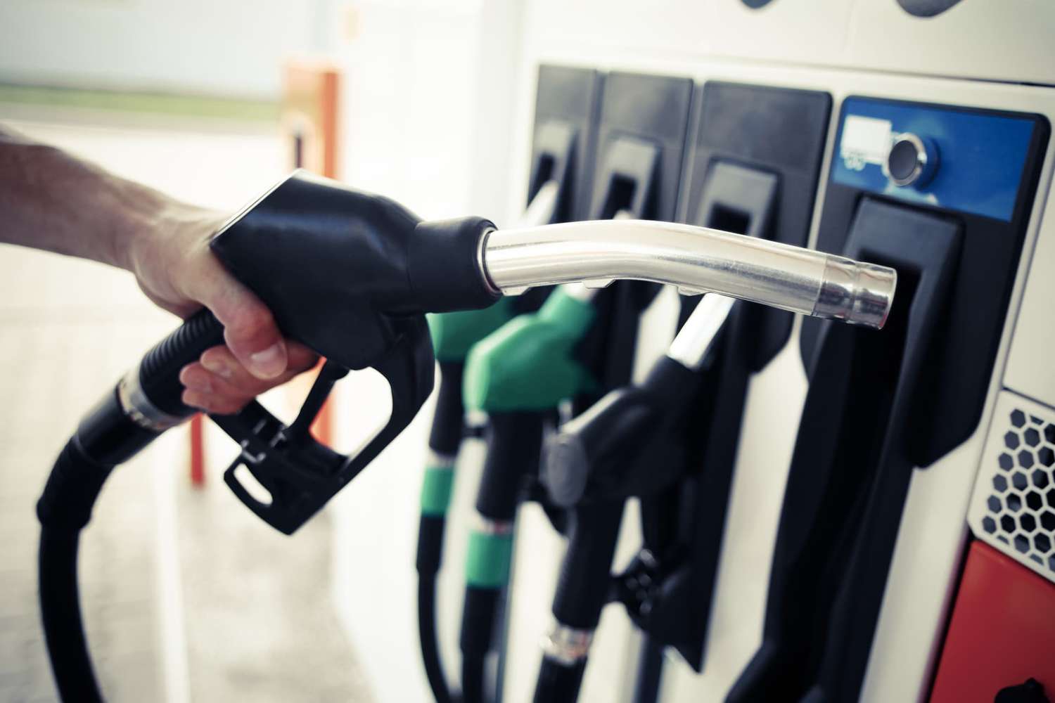 Los combustibles aumentaron un 7% promedio en todo el país