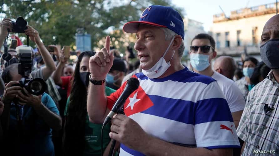 Miguel Díaz-Canel remplaza a Raúl Castro como primer secretario del Partido Comunista de Cuba