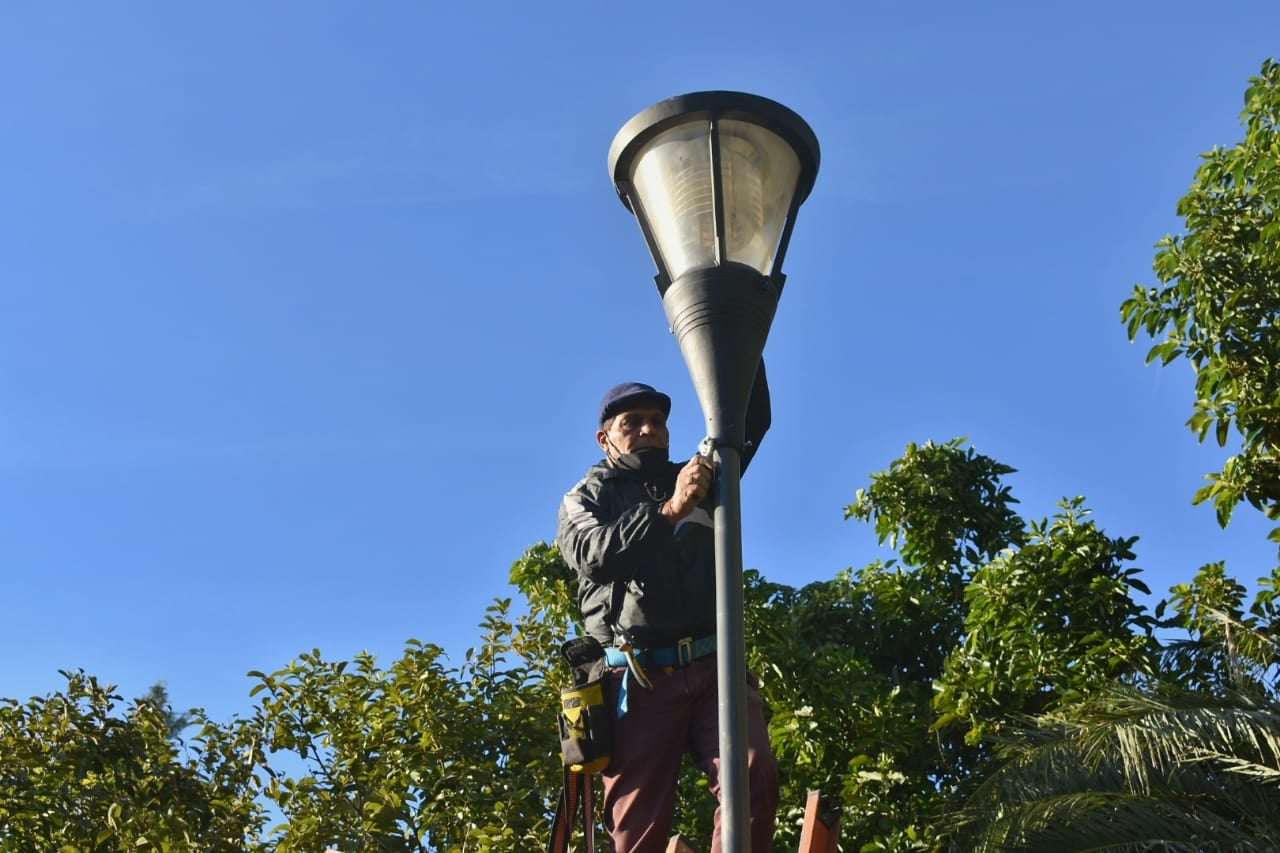 Instalan luminarias LED en todo el tramo de avenida Don Bosco