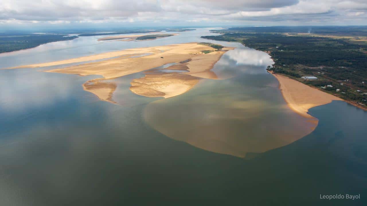 La UNER estudia la relación entre la bajante del Río Paraná y los incendios en el Delta