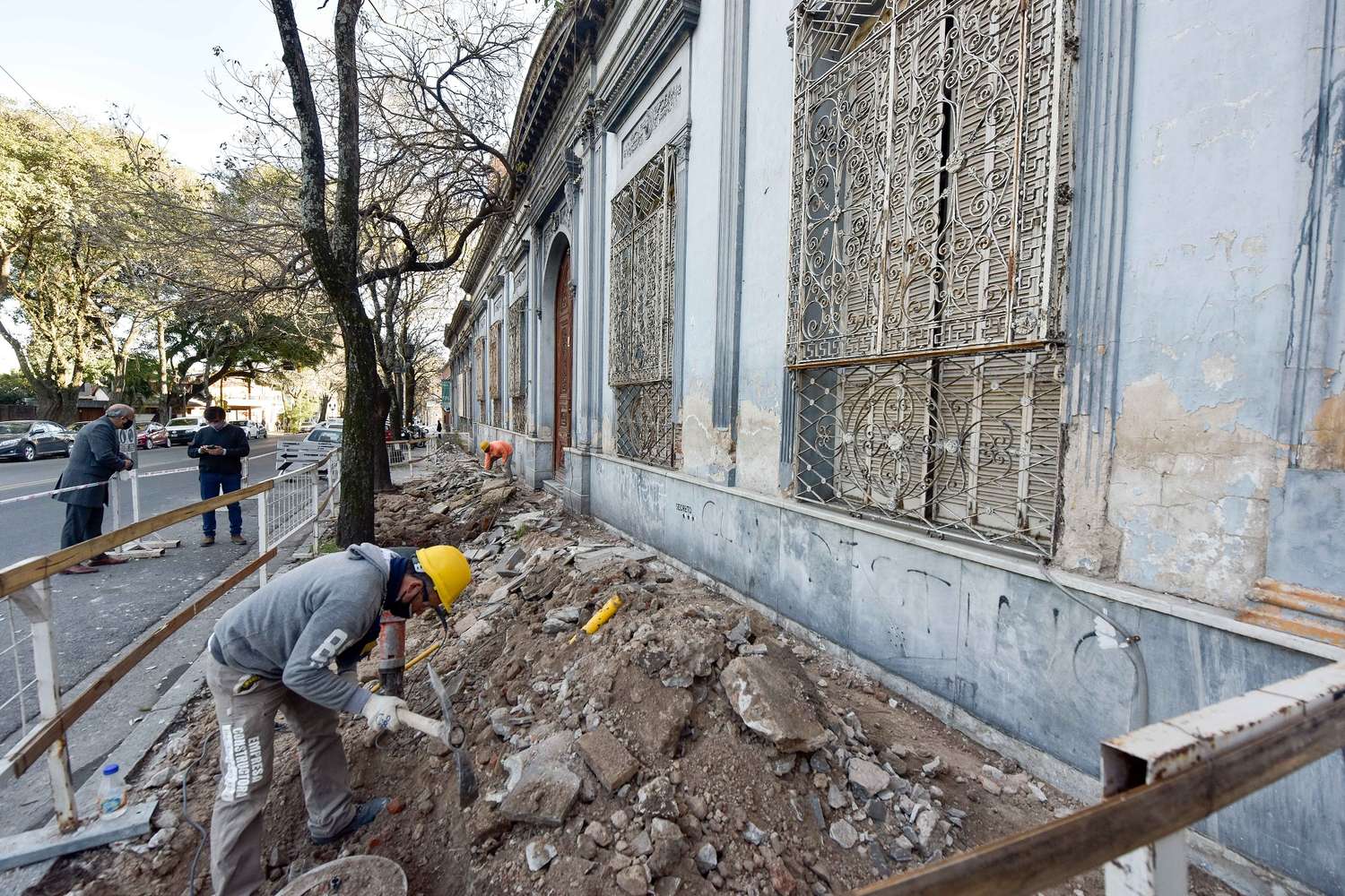 El Gobierno de Entre Ríos realiza obras de restauración de la fachada patrimonial de la Biblioteca Provincial de Entre Ríos