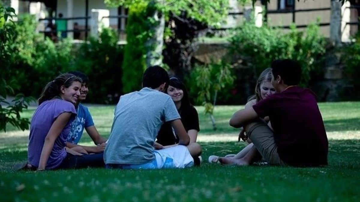 El 24,1% de los jóvenes argentinos de entre 18 y 24 años de edad no estudia ni trabaja