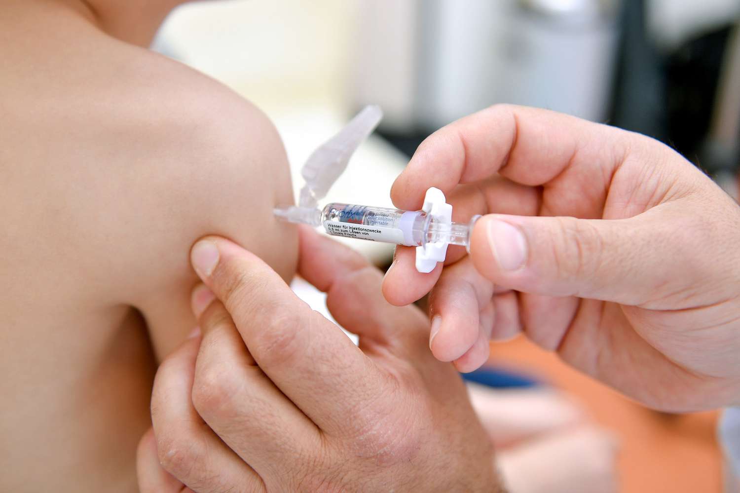 Picchi pidió a la población recuperar esquemas de vacunación atrasados