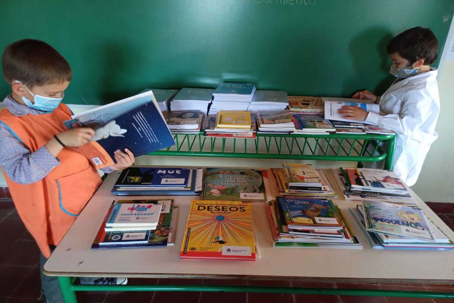 Las escuelas de Entre Ríos recibieron la colección «Leer Abre Mundos»