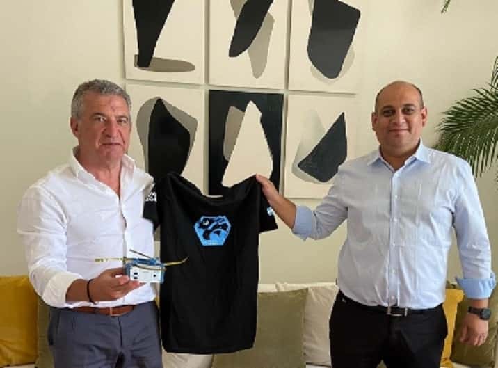 Urribarri recibió en Tel Aviv al creador del primer minisatélite argentino