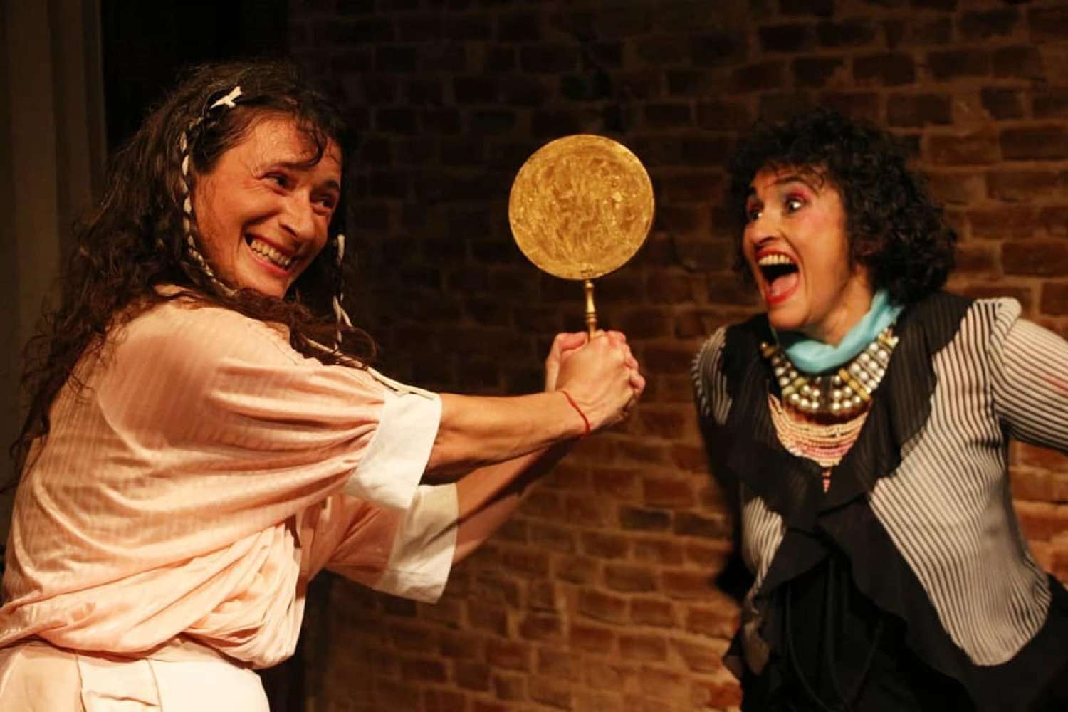 El Ciclo Domingos de Teatro presenta la obra Delicias
