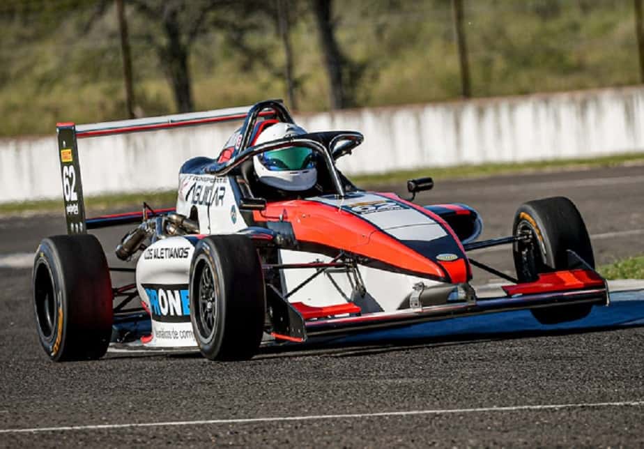 Emiliano Stang logró la victoria en la carrera final de la Fórmula Nacional