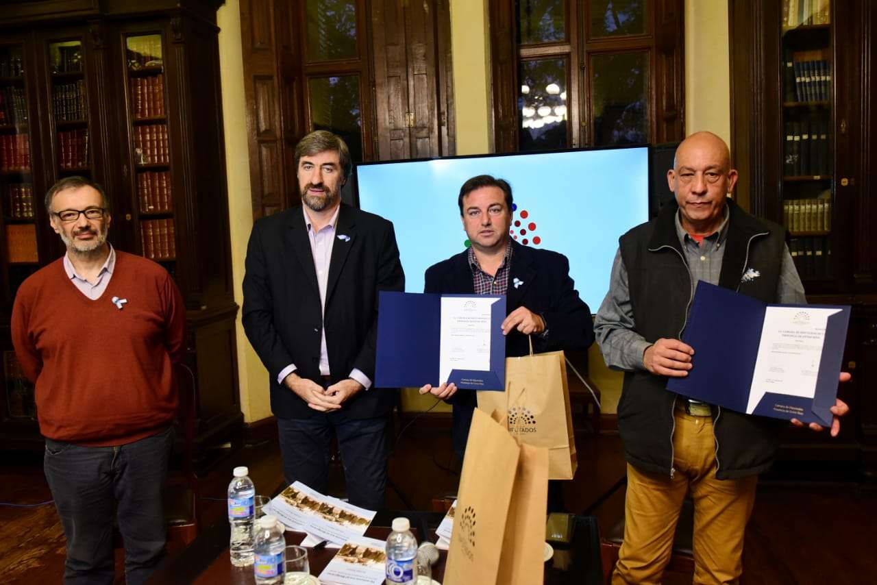 La historia de Fernando Jaime y el hundimiento del Belgrano fue presentada en Diputados