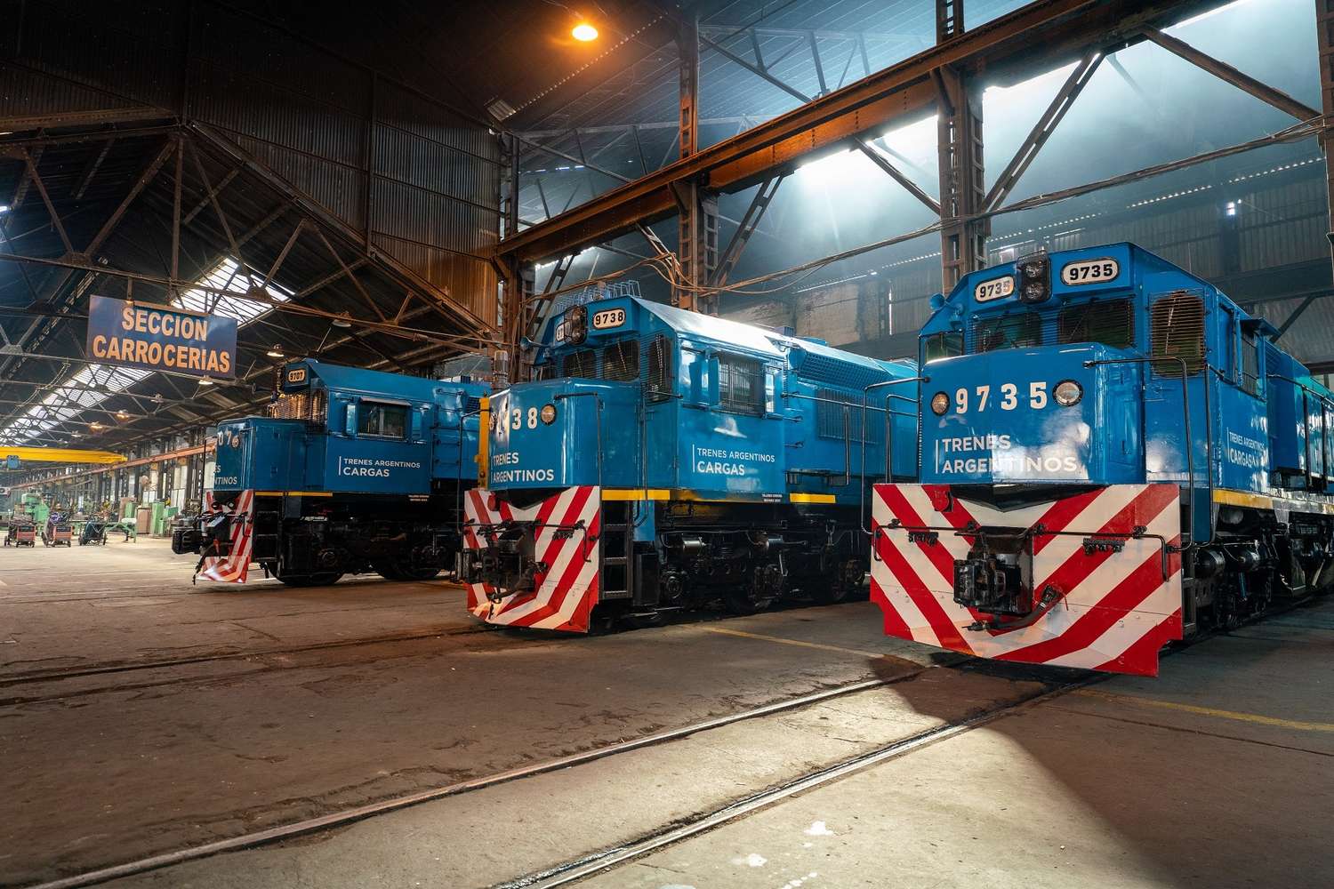 Locomotoras y nuevos vagones contenedores se suman a los Trenes Argentinos de Cargas