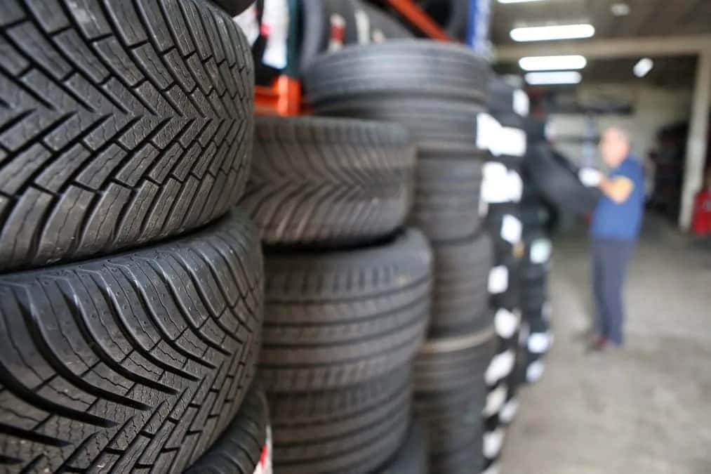 Peligra el abastecimiento de neumáticos al fracasar la última audiencia del gremio en Trabajo
