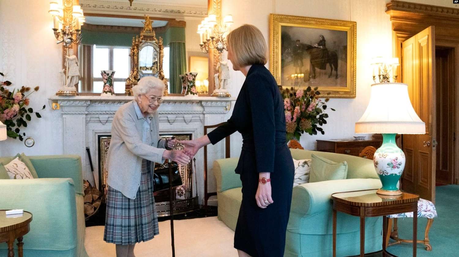 Truss se convierte en la nueva primera ministra del Reino Unido