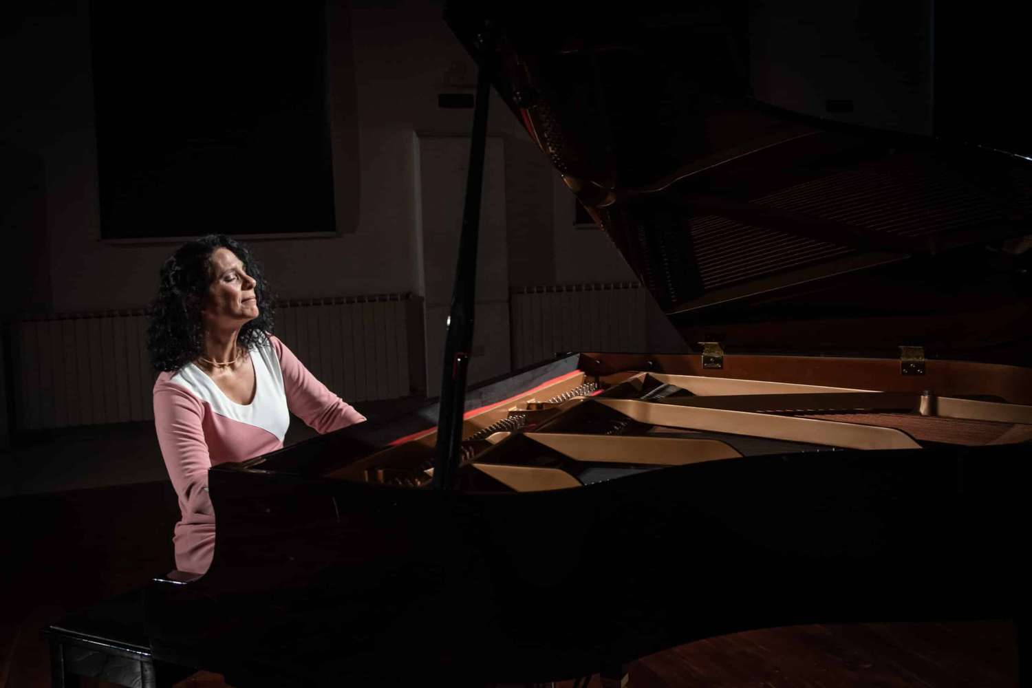 La pianista y compositora Silvia Teijeira se presentará en el Auditorio del Círculo Médico