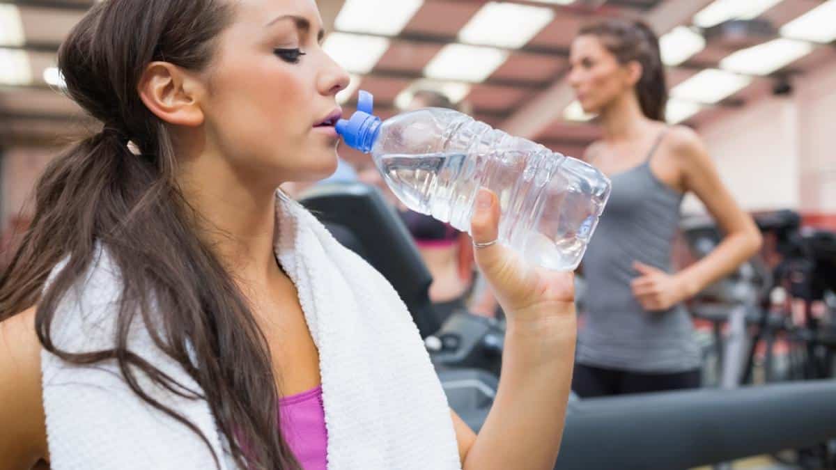 Hidratación antes, durante y después de la actividad física